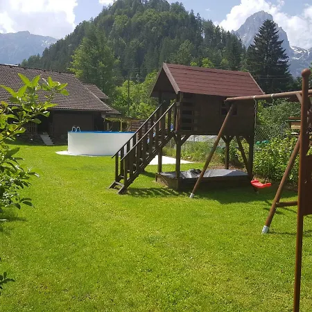 度假居 Holzhaus In *
