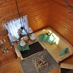 Holzhaus In הינטרסטודר